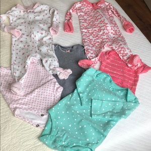 Burt’s Bees NB sleepers two + 2 nb onesie + 2 3 mo